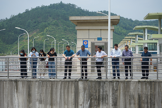 水利部太湖流域管理局一行调研峡江水利枢纽工程