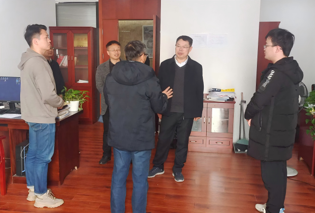 许盛丰赴省峡管局开展春节走访慰问